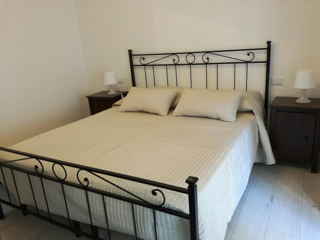 Domus Rosae Villa Шикли Екстериор снимка
