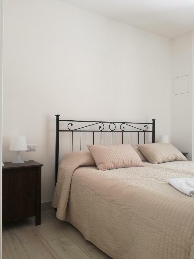 Domus Rosae Villa Шикли Екстериор снимка