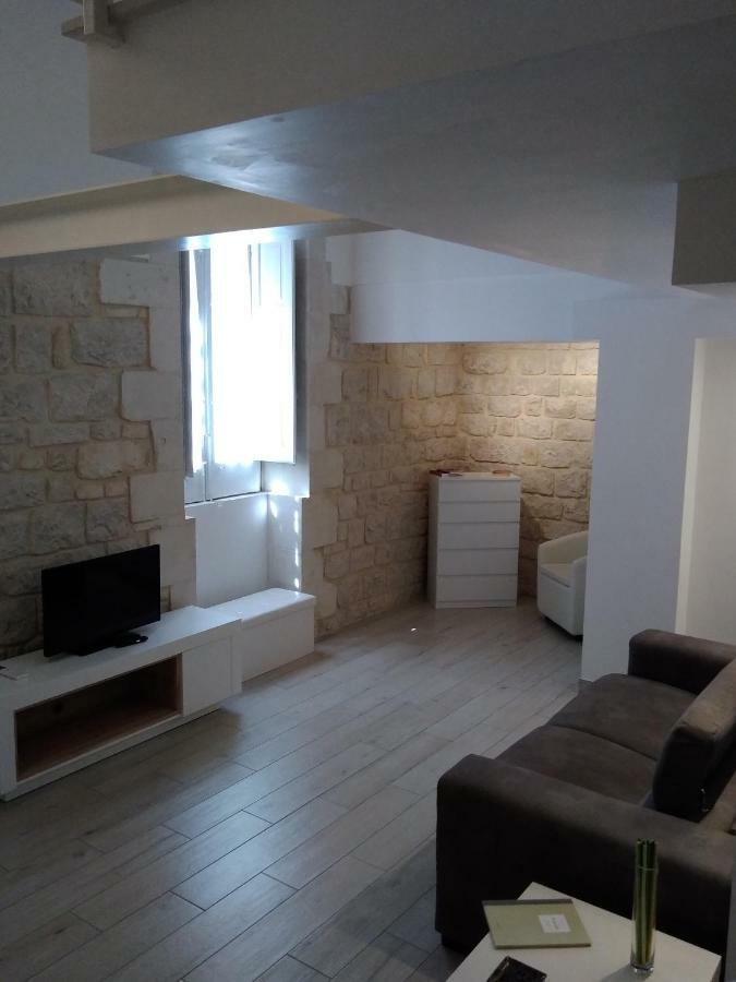 Domus Rosae Villa Шикли Екстериор снимка
